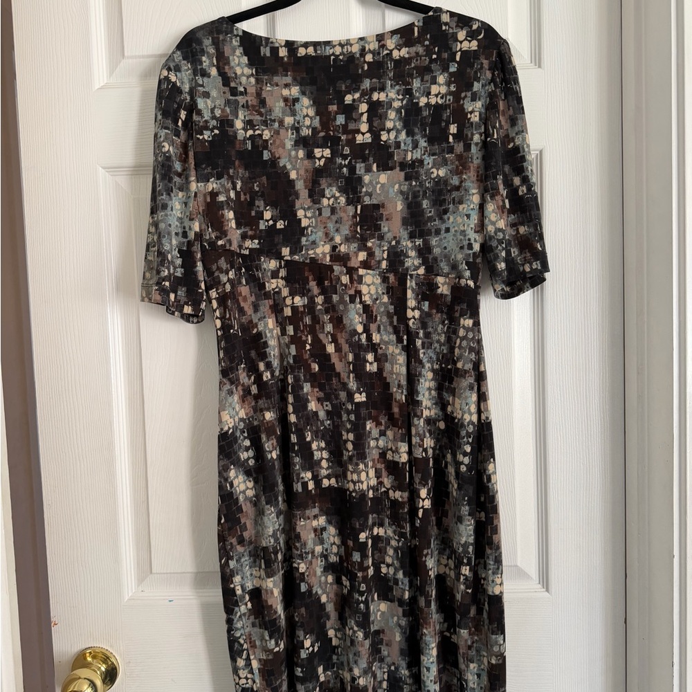 Connected Apparel Black and Gray Midi Dress